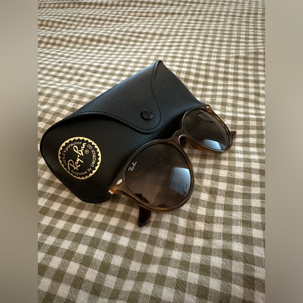 Ray-Ban Sunglasses